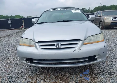 2002 Honda Accord 3.0 Ex z USA, uszkodzony, nr VIN 1HGCG16562A084499